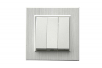 Выключатель 3-клав. 1 вход 3 выхода Karea LINE STAR жемчуж. Makel 86100091