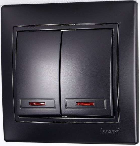 Выключатель 2-кл. 1п СП Mira 10А IP20 с подсветкой со вставкой черн. бархат LEZARD 701-4242-112
