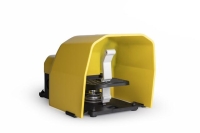 Педаль с защитной крышкой две скорости (2x(1НО+1НЗ)) (с возм. подкл. аксессуаров) EMAS PDKA11GX20