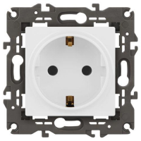 Розетка 1-м СП Эра Elegance 14-2101-01 16А IP20 16AX 250В 2P+E Schuko бел. Эра Б0034264