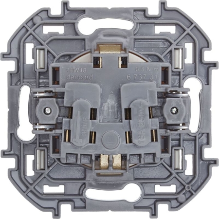 Розетка 1-м СП Inspiria 16А IP20 250В 2P+E защ. шторки немецк. стандарт механизм сл. кость IEK 673731