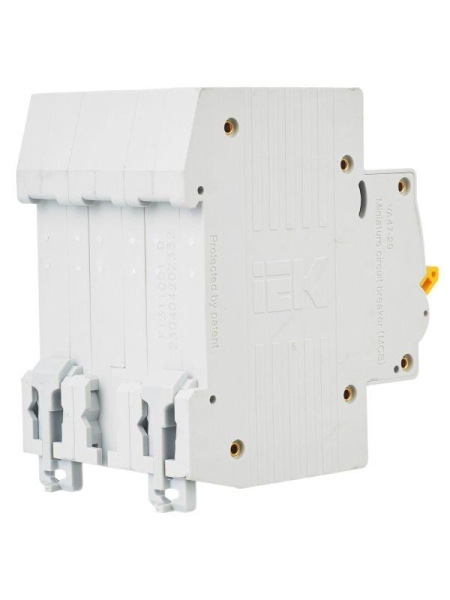 Выключатель автоматический модульный 3п D 32А 4.5кА ВА47-29 KARAT IEK MVA20-3-032-D