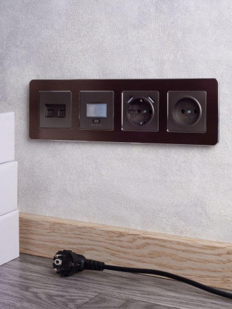 Рамка 4-м BRITE РУ-4-1-Бр метал. коричн. RE AL IEK BR-M42-M-21-K30