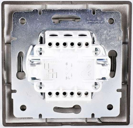 Рамка 2-м Mira горизонт. черн. бархат LEZARD 701-4200-147