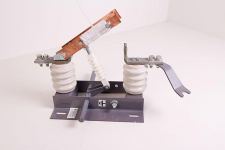 Разъединитель РЛВОМ -10/1000 II УХЛ2 Электрофарфор ЦБ-00003463