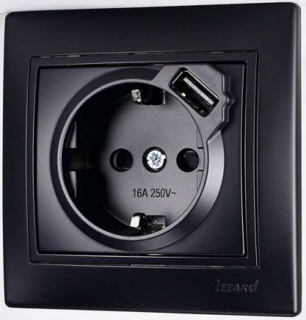 Розетка 1-м СП Mira 16А с заземл. + USB разъем черн. бархат LEZARD 701-4242-181