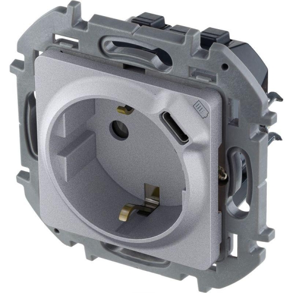 Розетка 1-м СП Inspiria 16А IP20 250В 2P+E немецк. стандарт с заряд. устройством USB тип C 1.5А 5В механизм алюм. IEK 673772