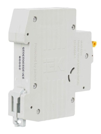 Выключатель автоматический модульный 1п C 25А 6кА ВА47-60M KARAT IEK MVA31-1-025-C