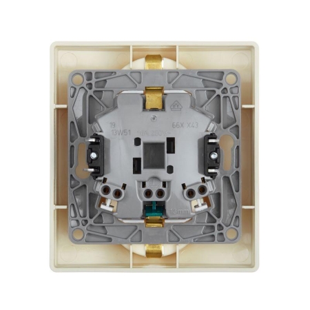 Розетка Inspiria 16А 250В 2х2P+E защ. шторки безвинт. зажимы сл. кость IEK 673756