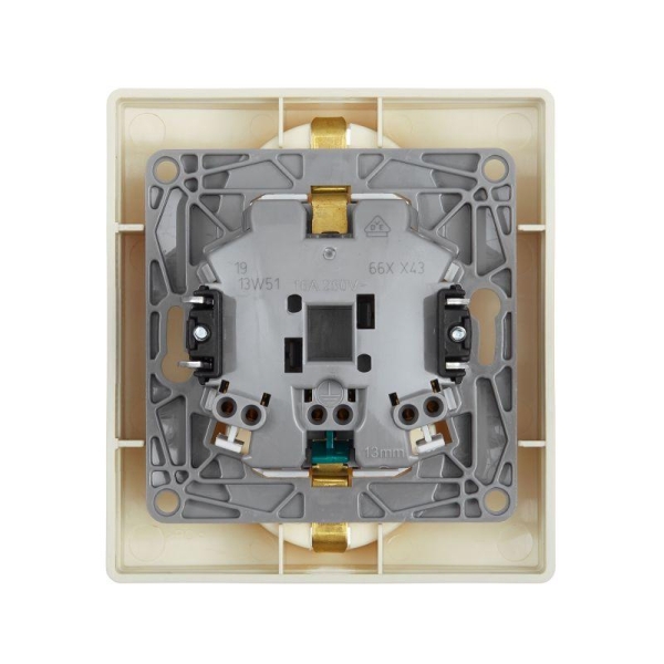 Розетка Inspiria 16А 250В 2х2P+E защ. шторки безвинт. зажимы сл. кость IEK 673756