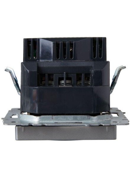 Розетка BRITE РЮш10-2-БрА 16А с USB A+A 3.1А с заземл. защ. шторки механизм алюм. IEK BR-R14-16-U21-D31-K47