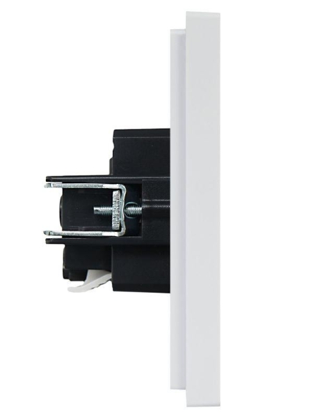 Розетка СП FORTE&PIANO FP214 16А с заземл. без защ. шторок безвинт. крепл. бел. IEK FP-R11-16-1-K01