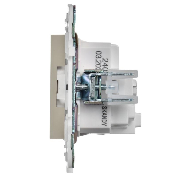 Розетка SKANDY 16А с заземл. без защ. шторок SK-R05B беж. IEK SK-R11-16-K10