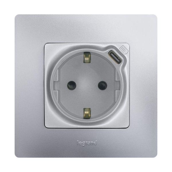 Розетка USB C Etika 16А 250В 1500мА 7.5Вт с заземл. защ. шторки безвинт. зажимы алюм. IEK 672488