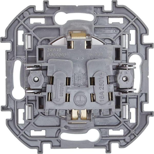 Розетка 1-м СП Inspiria 16А IP20 250В 2P+E защ. шторки немецк. стандарт механизм бел. IEK 673730