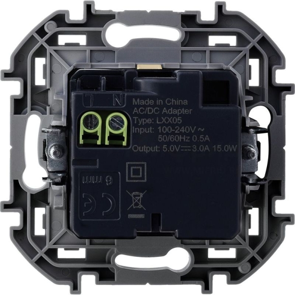 Устройство зарядное Inspiria с 2-мя USB разьемами A и C 240В/5В 3000мА сл. кость IEK 673761