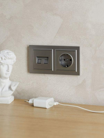 Рамка 2-м BRITE РУ-2-БрС сталь IEK BR-M22-K46