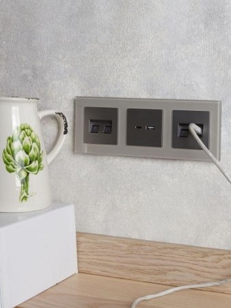 Розетка компьютерная двойн. СП RJ45 кат.6 BRITE РК11-2-БрС механизм сталь IEK BR-K20-2-K46