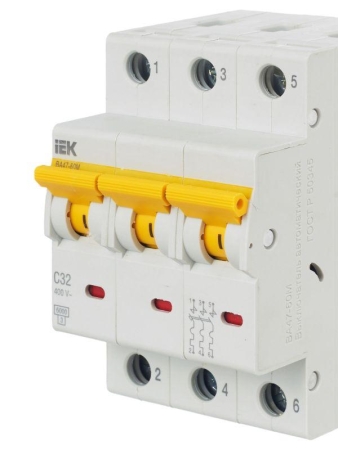 Выключатель автоматический модульный 3п C 32А 6кА ВА47-60M KARAT IEK MVA31-3-032-C