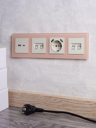 Рамка 4-м BRITE РУ-4-2-БрП стекло перс. матов. IEK BR-M42-G-31-K96