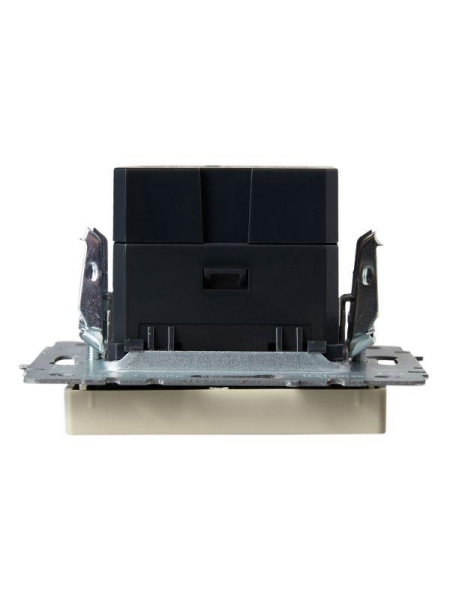 Розетка BRITE USB A+C 18Вт РЮ11-1-БрКр механизм беж. IEK BR-U22-018-K10