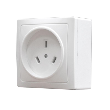 Розетка 1-м ОП 32А 250В IP20 2P+N для плиты с заземл. бел. Universal 5314