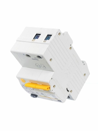 Выключатель автоматический дифференциального тока 2п C 25А 30мА тип AC 4.5кА АД-12 KARAT IEK MAD10-2-025-C-030