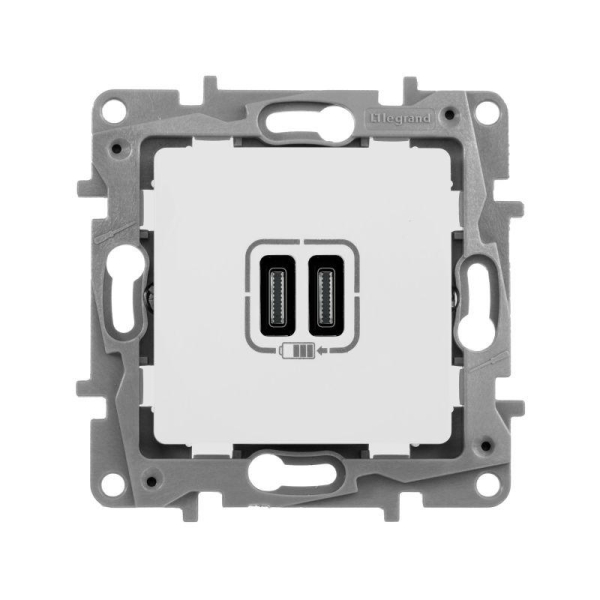 Устройство зарядное Etika с 2-мя USB разъемами C и C 240В/5В 3000мА сл. кость IEK 672335