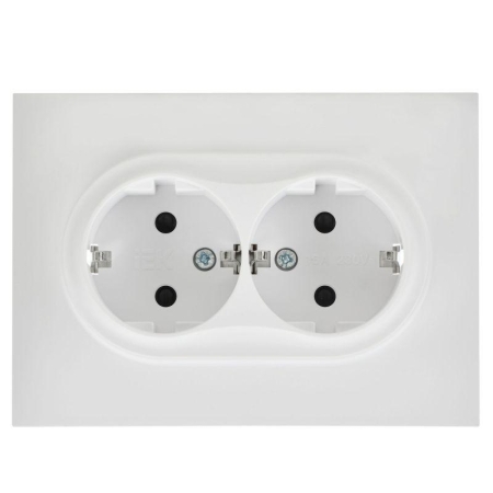 Розетка 2-м SKANDY 16А с заземл. защ. шторки в сборе SK-R07W арктич. бел. IEK SK-R24-16-K01-F