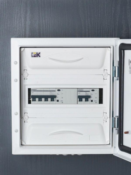 Выключатель автоматический дифференциального тока 4п 63А 300мА АД14 GENERICA MAD15-4-063-C-300