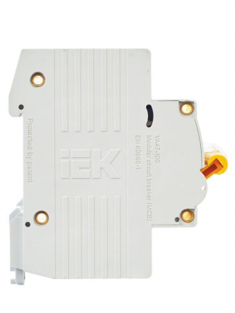 Выключатель автоматический модульный 3п D 40А 10кА ВА47-100 KARAT IEK MVA40-3-040-D