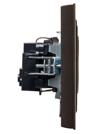 Розетка СП BRITE РСР14-1-0-БрТБ 16А в сборе с заземл. защ. шторки бр. IEK BR-R14-16-K45-F