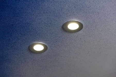 Светильник 4104 встраиваемый MR16 круг пласт. бел. IEK LT-UVB0-4104-GU05-1-K01