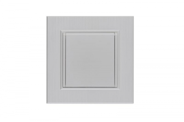 Розетка 1-м с крышкой Karea LINE STAR с заземл. жемчуж. Makel 86100029