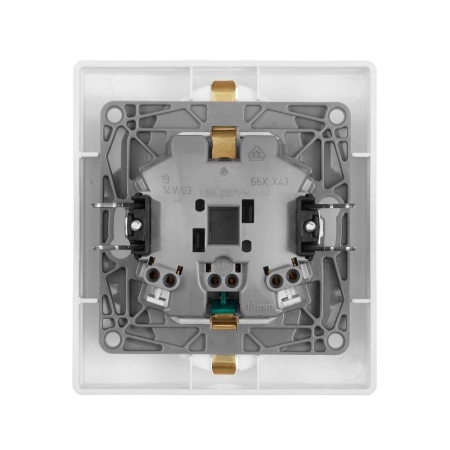 Розетка Inspiria 16А 250В 2х2P+E защ. шторки безвинт. зажимы бел. IEK 673755