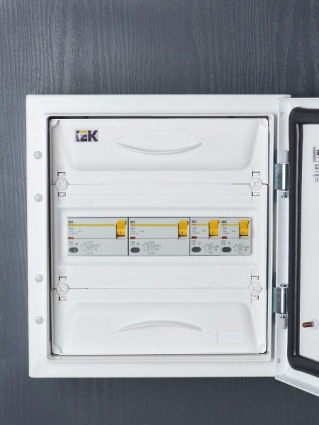 Выключатель дифференциального тока (УЗО) 4п 80А 300мА тип AC ВД1-63 KARAT IEK MDV10-4-080-300