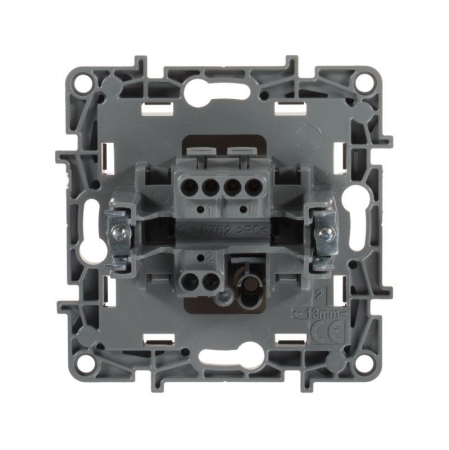 Выключатель 1-кл. СП Etika 10А IP20 250В 10AX безвинтов. зажимы механизм сл. кость IEK 672301