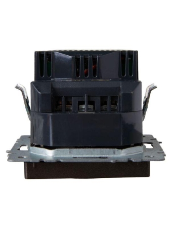 Розетка BRITE РЮш10-1-БрТБ 16А с USB A+A 2.1А с заземл. защ. шторки темн. механизм бронза IEK BR-R14-16-U21-D21-K45