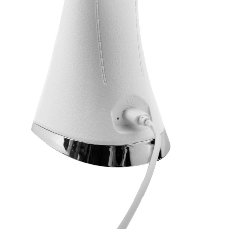 Светильник светодиодный настольный UF-821 C01 7Вт дисплей смена цвет. темп кожа бел. Ultraflash 15178