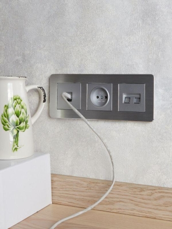 Розетка компьютерная двойн. СП RJ45 кат.6 BRITE РК11-2-БрА механизм алюм. IEK BR-K20-2-K47