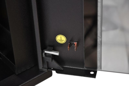 Шкаф коммутационный ШРН-Э-18.650-9005 18U 600х650мм передн. двер. стеклян. 50кг черн. ЦМО 1213971