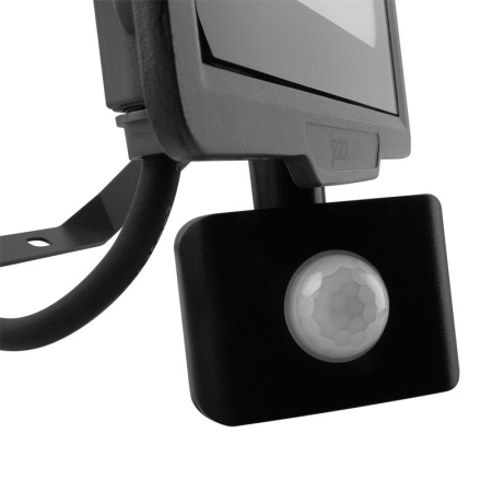 Прожектор светодиодный PFL-C3 SENSOR 50Вт 6500К IP65 ДО закален. прозр. стекло датчик движения инфракрасный Pro JazzWay 5026940A