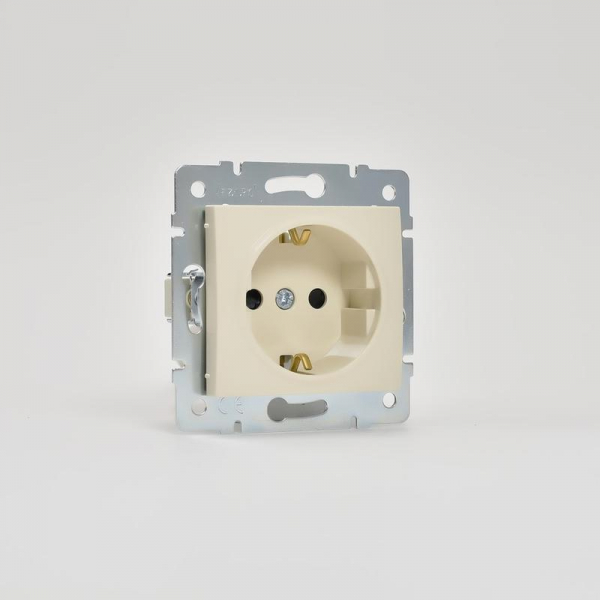 Розетка 1-м СП Karina с заземл. защ. шторки термопласт механизм крем. LEZARD 707-0388-124B