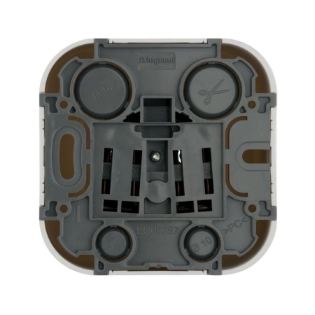 Розетка 1-м ОП Quteo 16А IP20 2P без заземл. без защ. шторок бел. IEK 782210