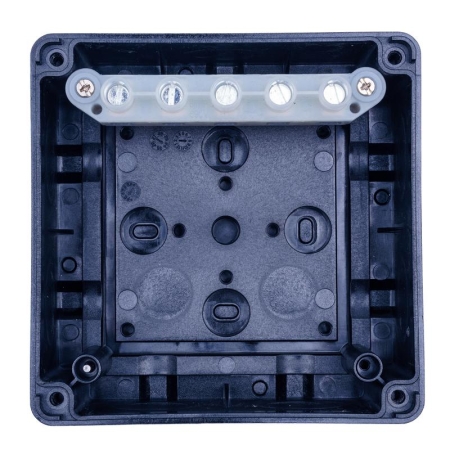 Коробка распределительная 110х110х67мм IP 65 в компл. с клеммным рядом 5х6кв.мм 41А черн. EXTHERM Extherm JB-60-BL