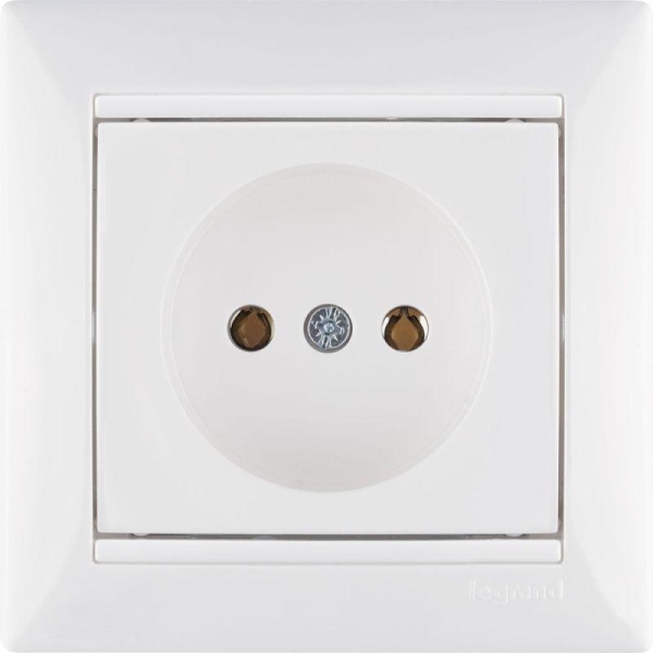 Розетка 1-м СП Valena 16А IP21 без заземл. на винтах механизм бел. IEK 774416