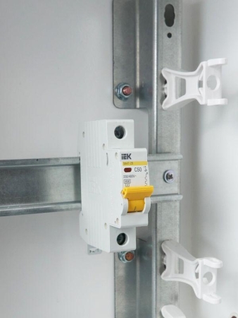 Выключатель автоматический модульный 1п C 50А 4.5кА ВА47-29 KARAT IEK MVA20-1-050-C