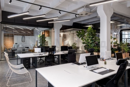 Светильник светодиодный линейный 1011 40Вт 4000К 1200мм черн. IEK LT-LDCK-0-1011-040-40-K02