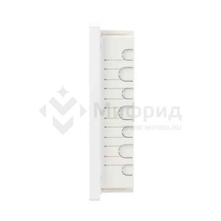 Щиток встраиваемый Фрейм (FRAME) 24мод с тонированной дверцей с 4 шинами PEN (2шт на 8 отверст. и 2шт на 6 отверст.) бел. DKC F24B1WD