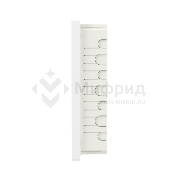 Щиток встраиваемый Фрейм (FRAME) 24мод с тонированной дверцей с 4 шинами PEN (2шт на 8 отверст. и 2шт на 6 отверст.) бел. DKC F24B1WD